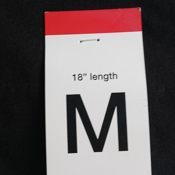 Elegant Black Mini Skirt - Picture 5 of 7